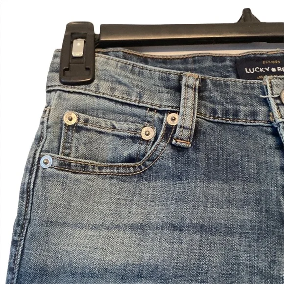 Lucky Brand Straight Leg Jeans - Picture 4 of 11